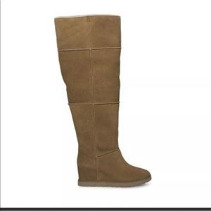 Ugg Femme Shearling Over the Knee boots